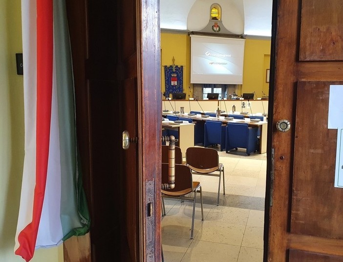 Commissione cancellata, il sindaco stoppa le polemiche ma le divisioni in maggioranza rimangono