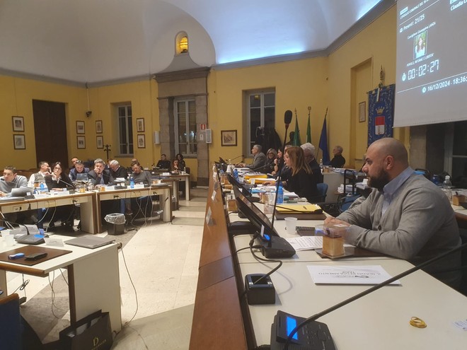 Sabba a Loschiavo: «Bando strade verdi, stiamo provando con le piazze scolastiche. E a proposito ho trovato situazioni pericolose fuori dalle scuole...»