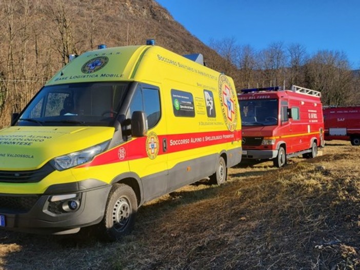 Precipita in un dirupo: trovato il corpo di un pescatore scomparso nel Verbano Cusio Ossola