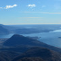 Cieli limpidi nel panorama dalle Prealpi verso i laghi della provincia di Varese (foto P. Valisa - Centro Geofisico Prealpino)