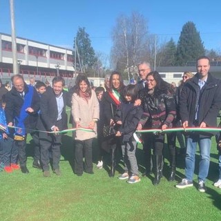 FOTO e VIDEO - Nasce un nuovo campo a Caronno Varesino. Ed è una festa per tutto il paese