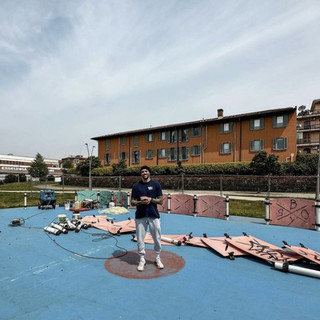 Tommaso Marino nel campo Slums Dunk in corso d'opera a Legnano