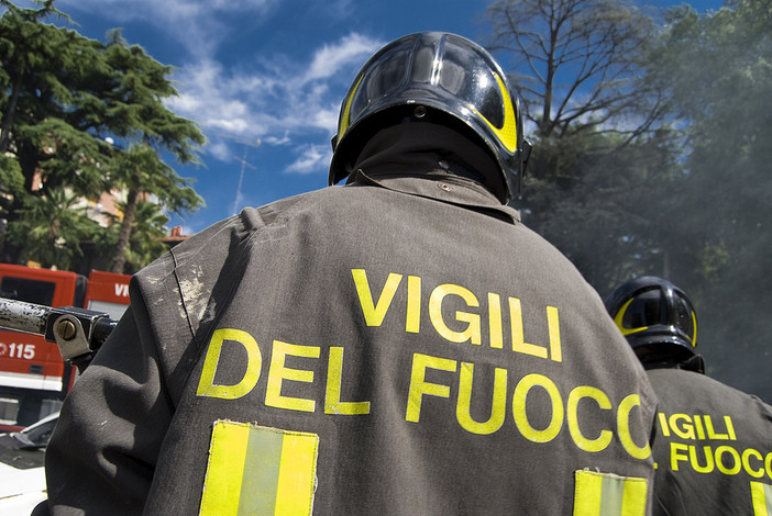 L'allarme dei vigili del fuoco: «Continua carenza di personale, ne risentono i soccorsi»