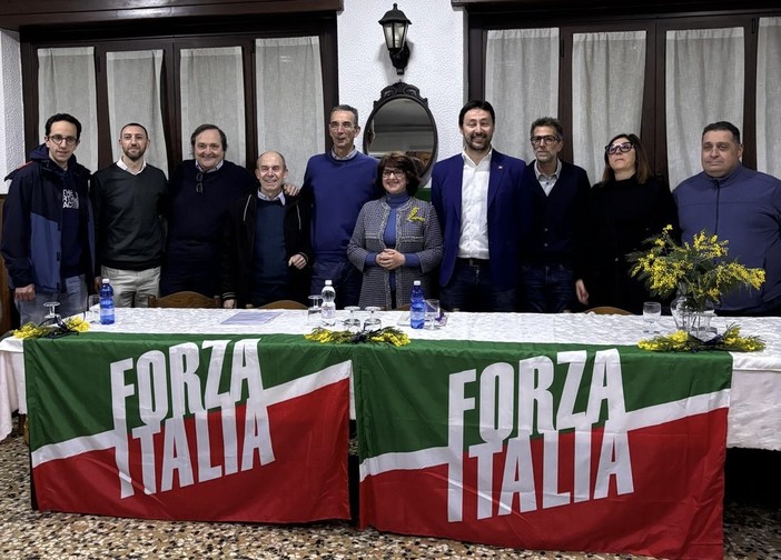 VIDEO. Luca Vergani eletto nuovo segretario a Marnate. «Forza Italia ha accettato la candidatura con la mia sordità, un messaggio di speranza e coraggio»