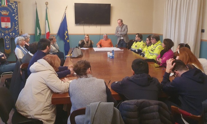 Agenda del Verde pulito: scuole e associazioni si rimboccano le maniche per una Busto più bella