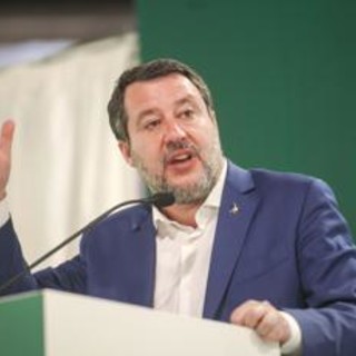 Salvini contestato da ambientalisti a Trento: &quot;Non avete capito niente della vita&quot;