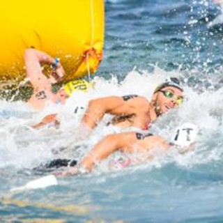 Coppa del Mondo di Nuoto in acque libere, il francese Olivier e la brasiliana Cunha vincono la 10 km a Golfo Aranci